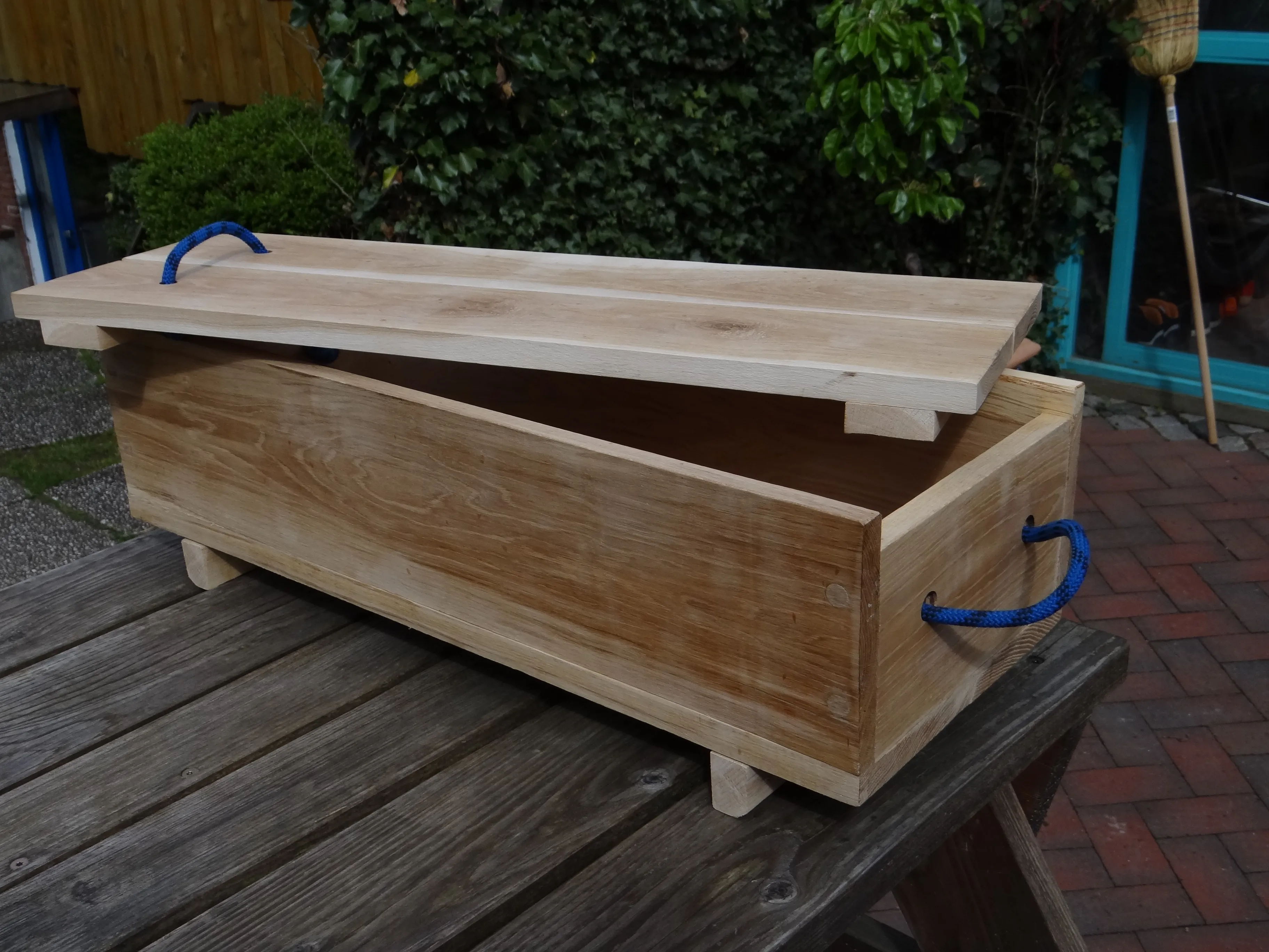 Eichenkiste – Ansicht 2